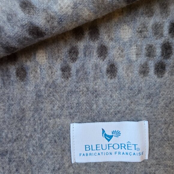 BLEU FORÊT French brand Soft and warm scarf - Picture 2 of 4
